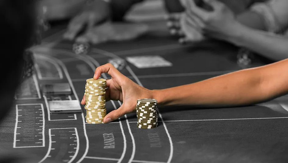 What to choose online and offline baccarat